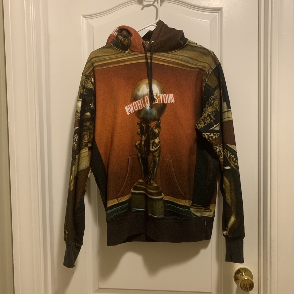 Supreme x Scarface “The world is yours” hoodie